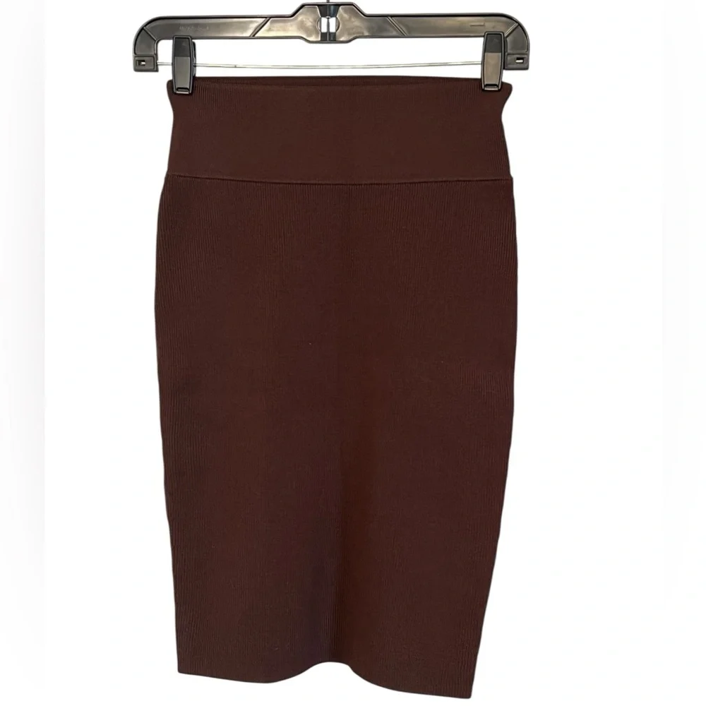 Babaton Chocolate Brown Brando sculpt knit Pencil skirt Classic Stretch Size M
